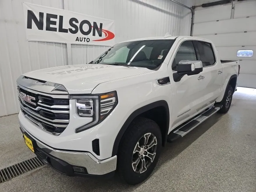 2026 Gmc Sierra 1500 SLT photo 1