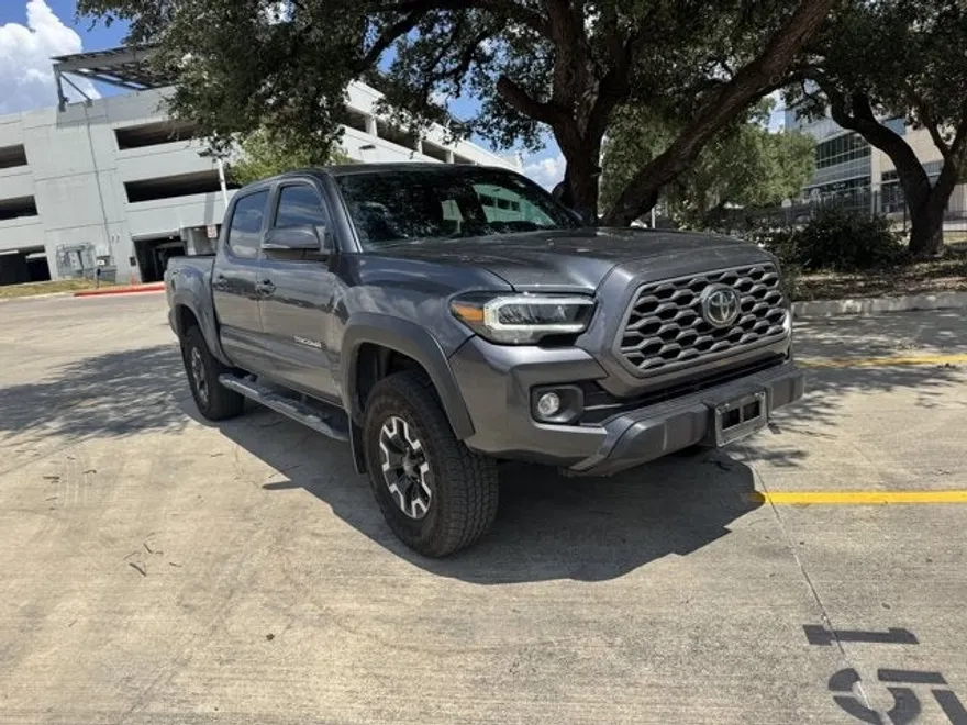 2022 Toyota Tacoma 4x4 TRD photo 1