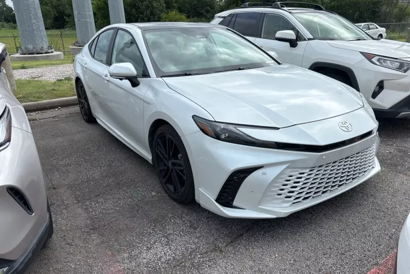 2025 Toyota Camry XSE photo 1