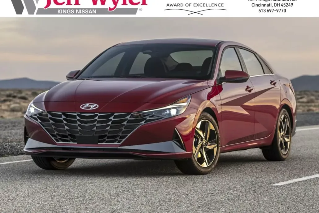 2022 Hyundai Elantra SE photo 1