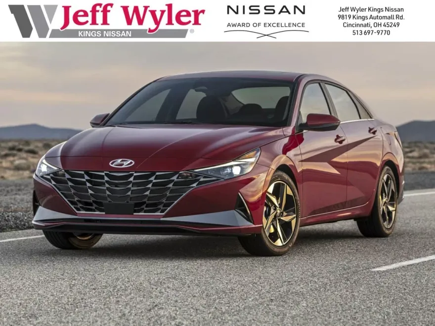 2022 Hyundai Elantra SE photo 1
