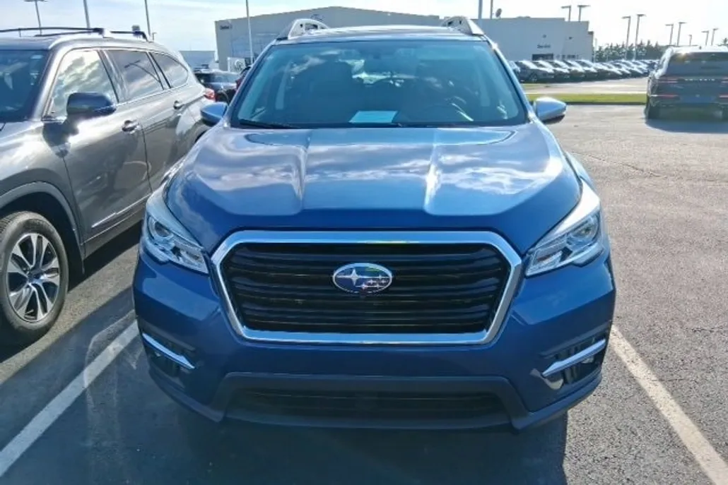 2019 Subaru Ascent Touring photo 1
