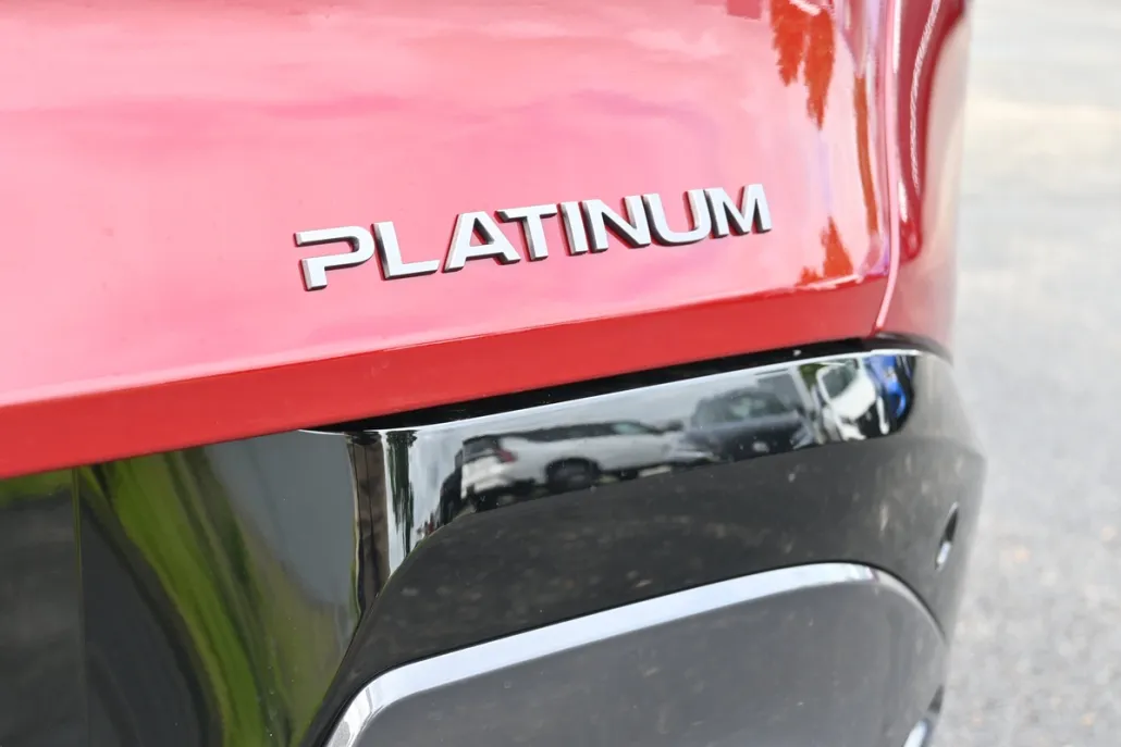 2025 Nissan Murano Platinum photo 1