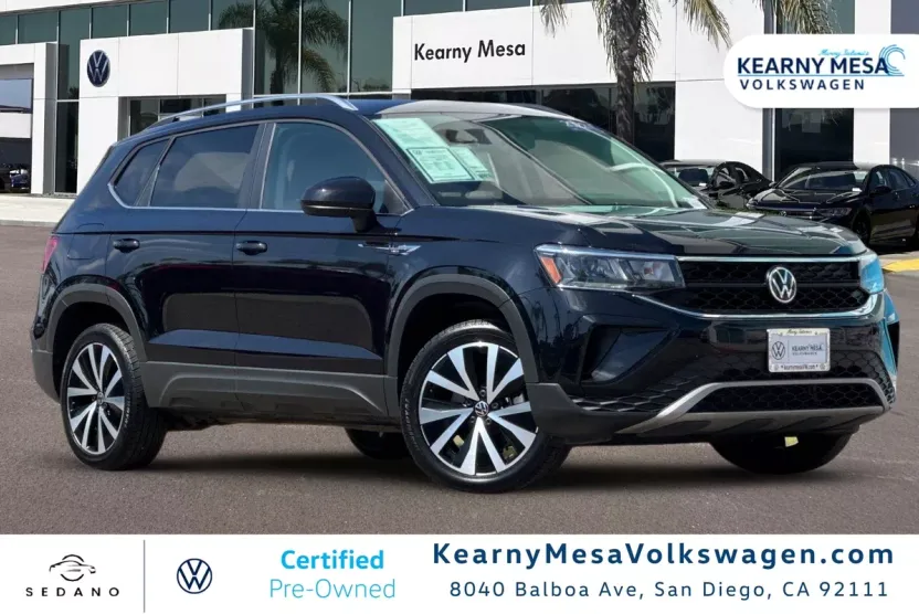 2022 Volkswagen Taos SE photo 1