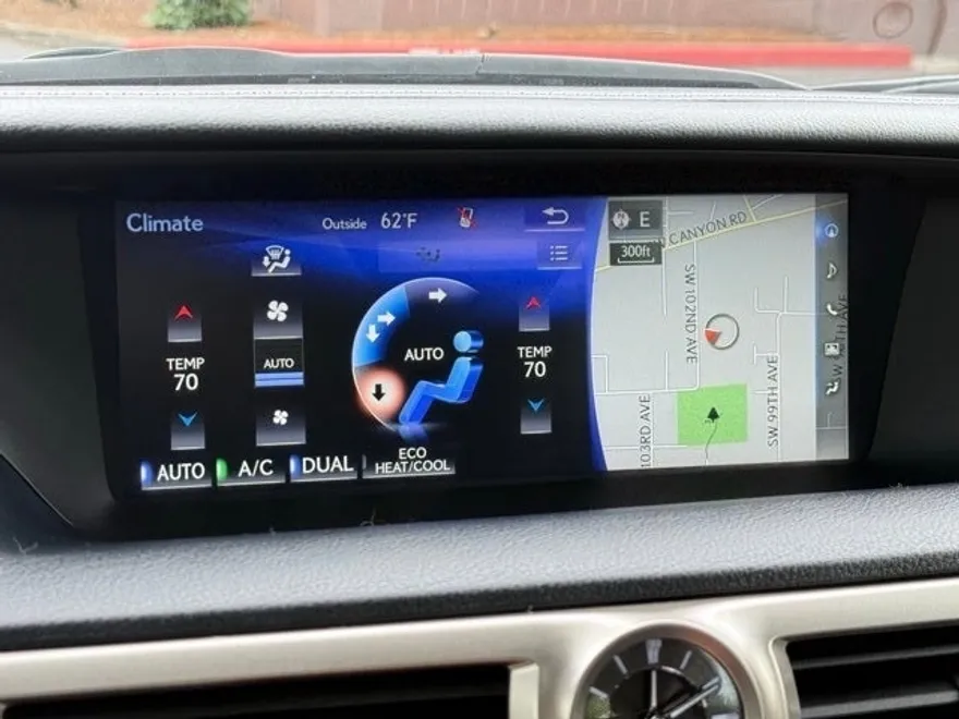 2016 Lexus GS 450h photo 21