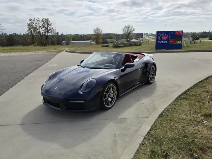 2021 Porsche 911 Turbo S photo 1