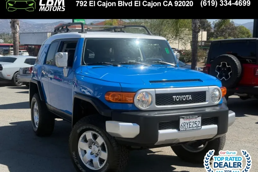 2007 Toyota FJ Cruiser Base photo 1