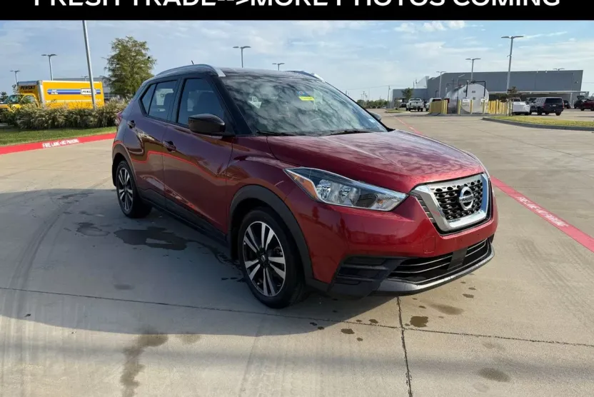 2020 Nissan Kicks SV photo 1