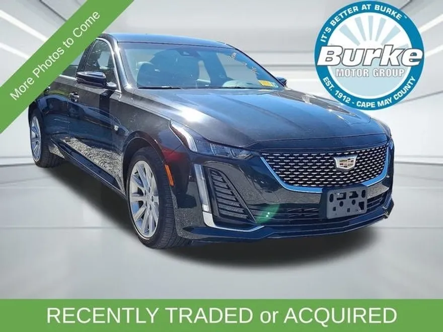 2022 Cadillac CT5 Luxury photo 1