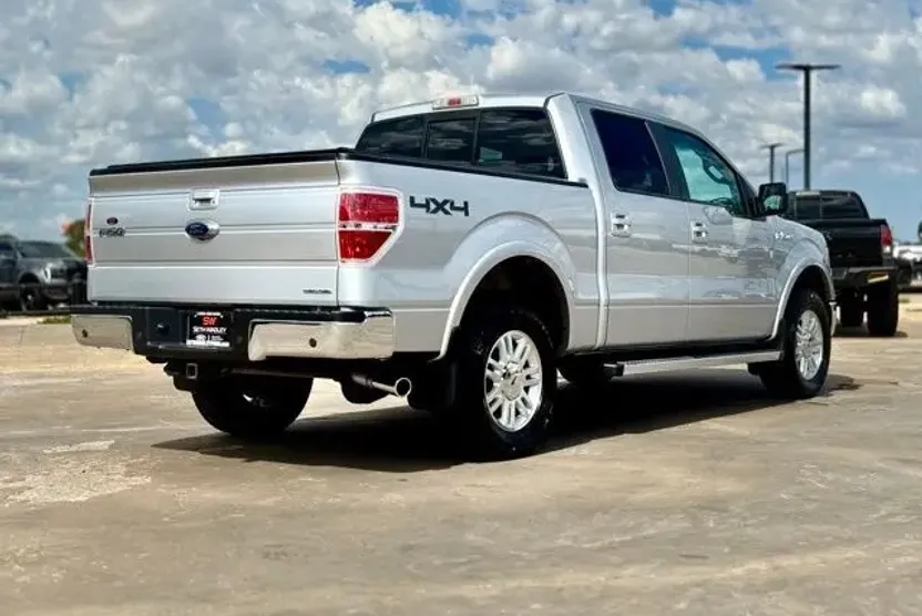 2013 Ford F-150 Lariat photo 1