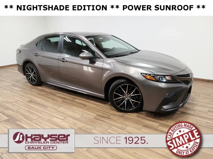 2024 Toyota Camry SE photo 1