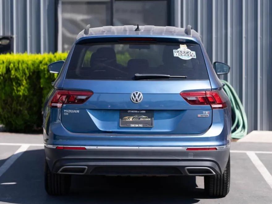 2018 Volkswagen Tiguan SE Sport photo 1