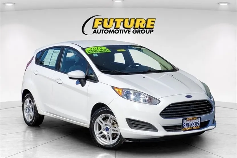2018 Ford Fiesta SE photo 1