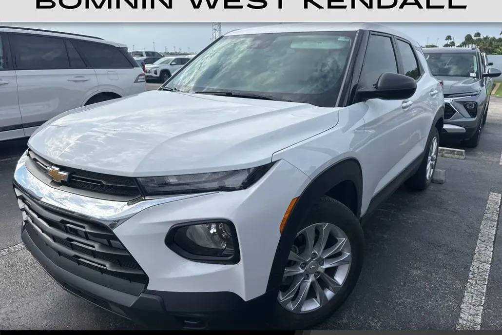 2022 Chevrolet Trailblazer LS photo 1