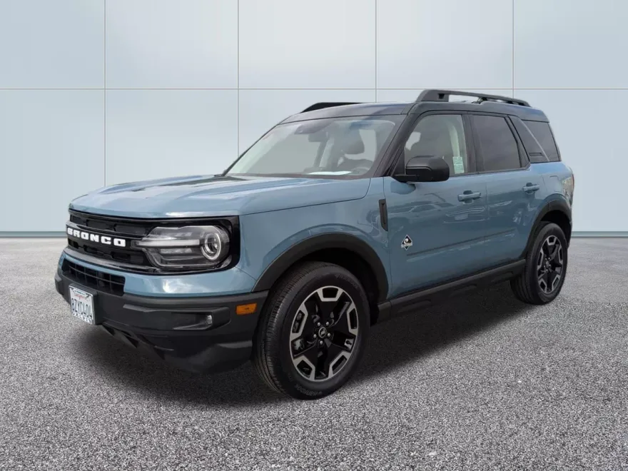 2022 Ford Bronco Sport Outer Banks photo 1