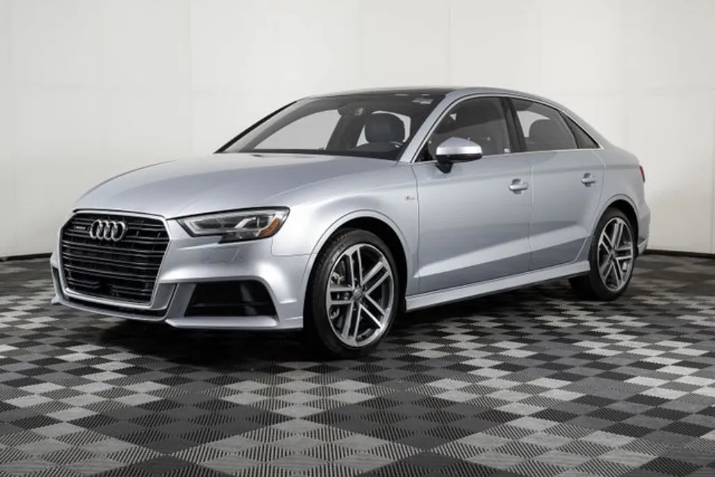2019 Audi A3 Premium Plus photo 1