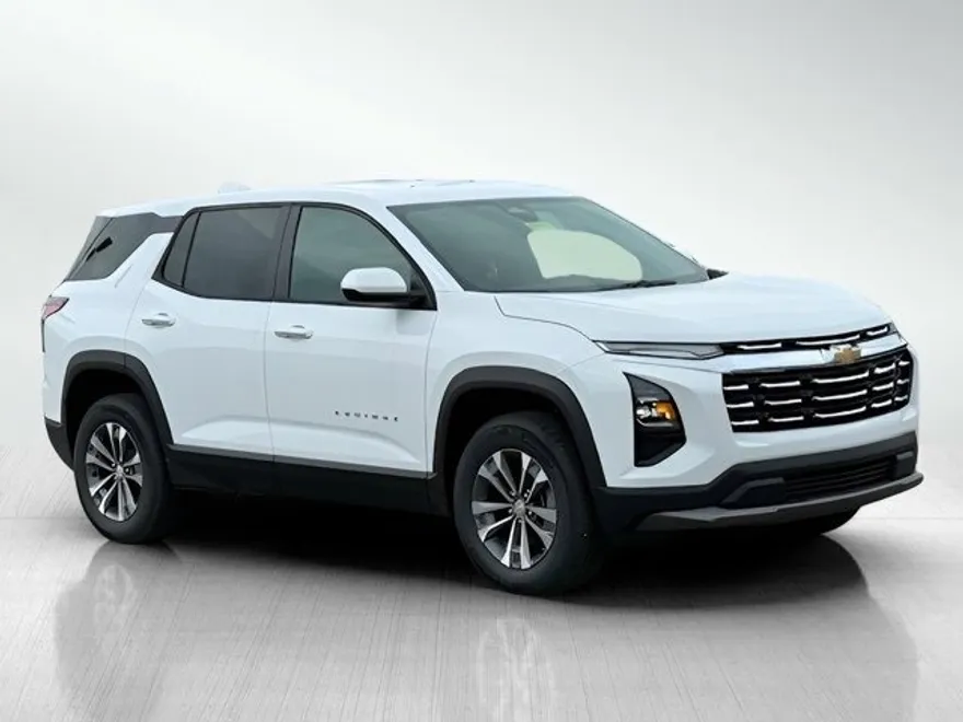2026 Chevrolet Equinox LT photo 1