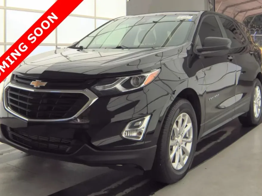 2021 Chevrolet Equinox LS photo 1