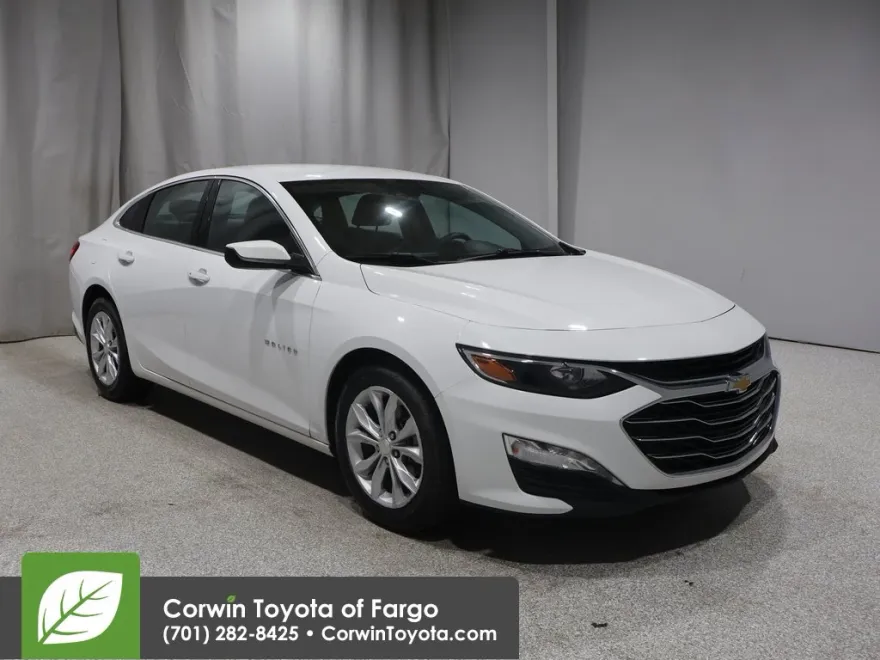 2023 Chevrolet Malibu 1LT photo 1
