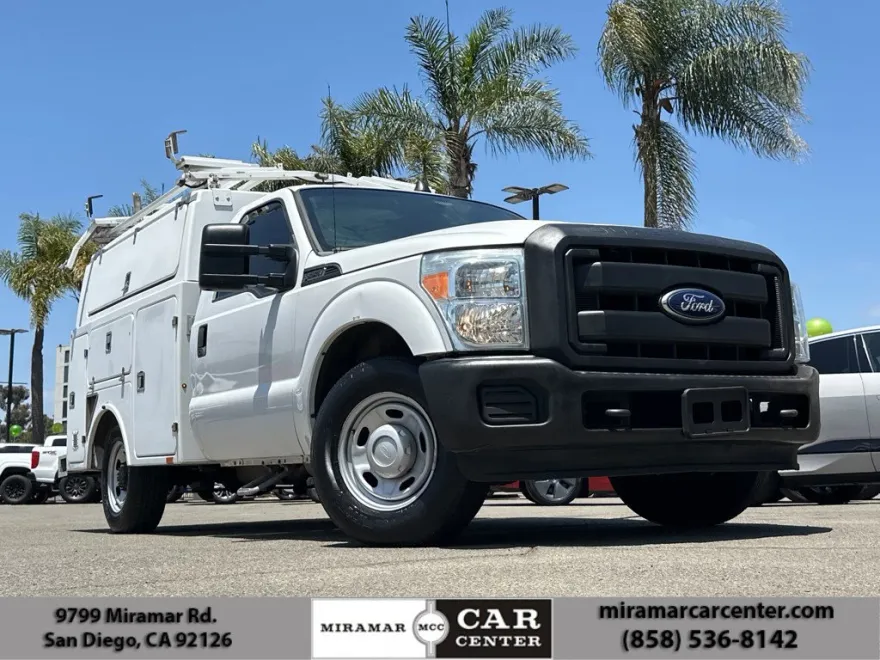 2013 Ford F-350 XL photo 1