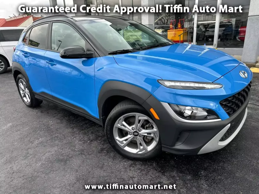 2022 Hyundai Kona SEL photo 1