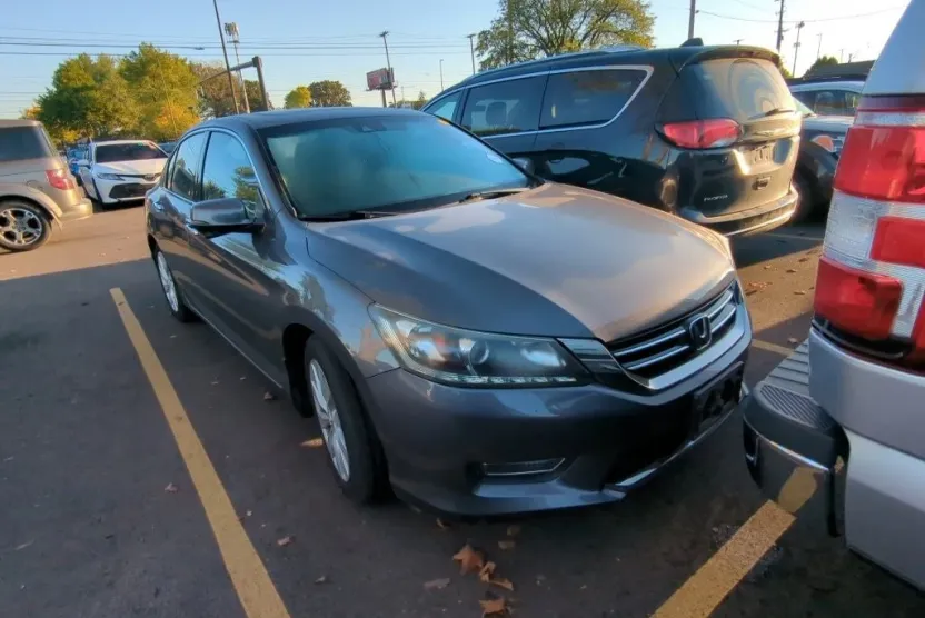 2013 Honda Accord EX-L photo 1