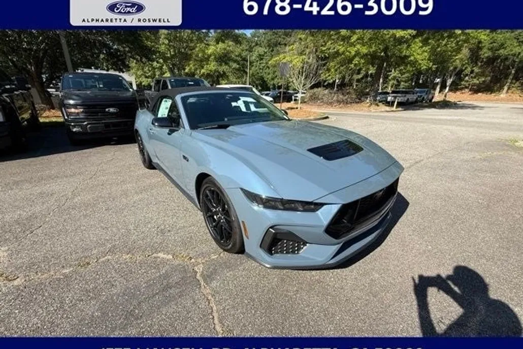 2025 Ford Mustang GT Premium Convertible photo 1