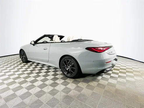 2026 Mercedes Benz CLE 300 4MATIC Cabriolet photo 4