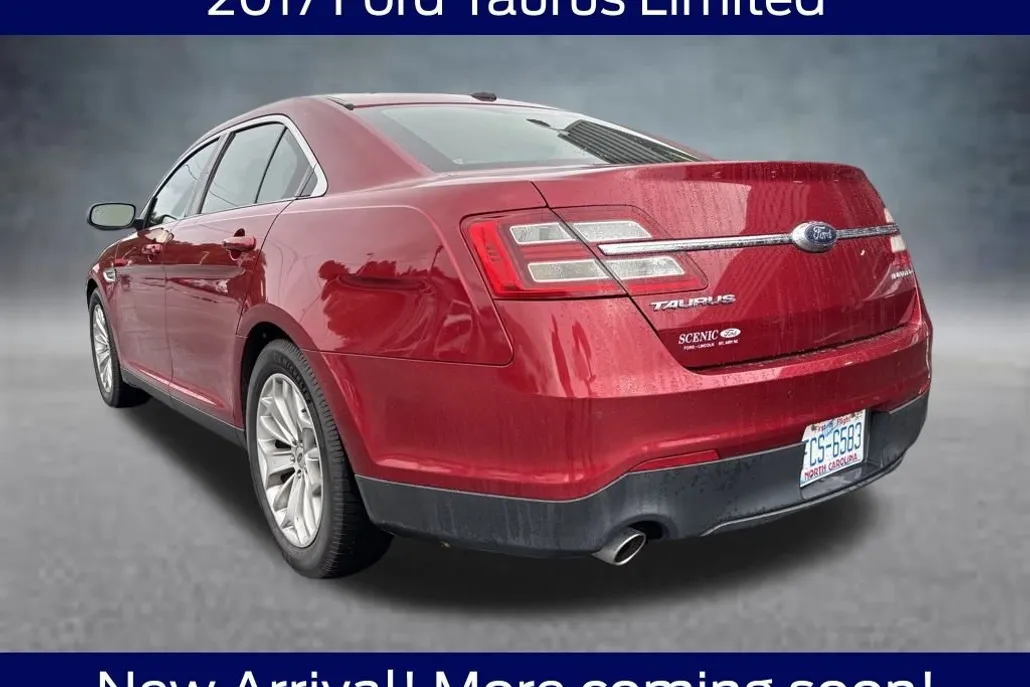 2017 Ford Taurus Limited photo 1
