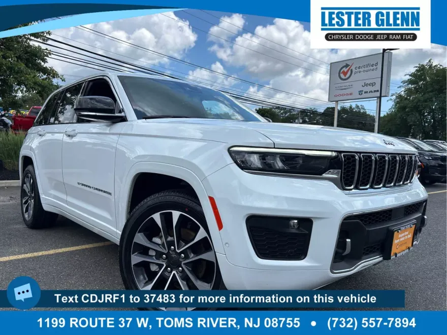 2023 Jeep Grand Cherokee Overland photo 1