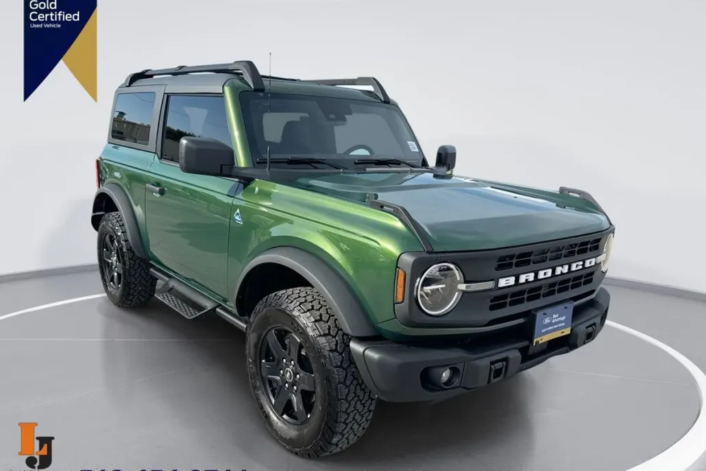 2024 Ford Bronco Black Diamond photo 1