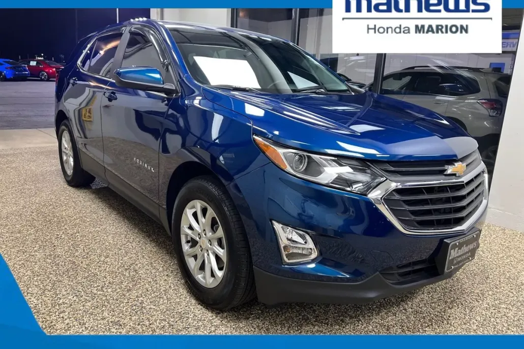2021 Chevrolet Equinox LT photo 1