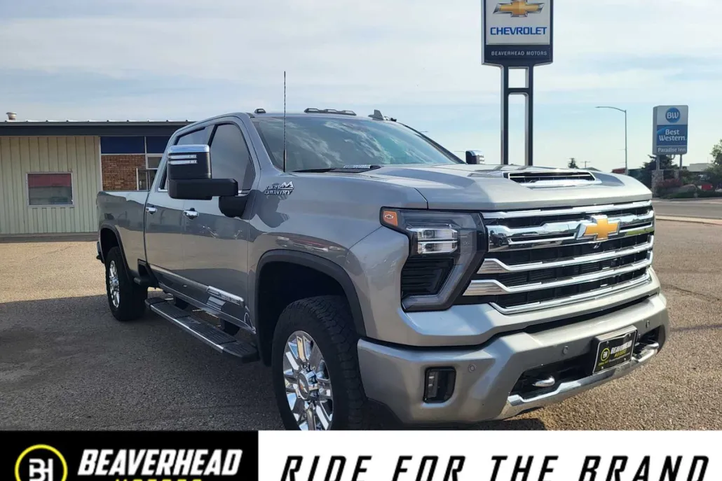 2024 Chevrolet Silverado 3500HD High Country photo 1