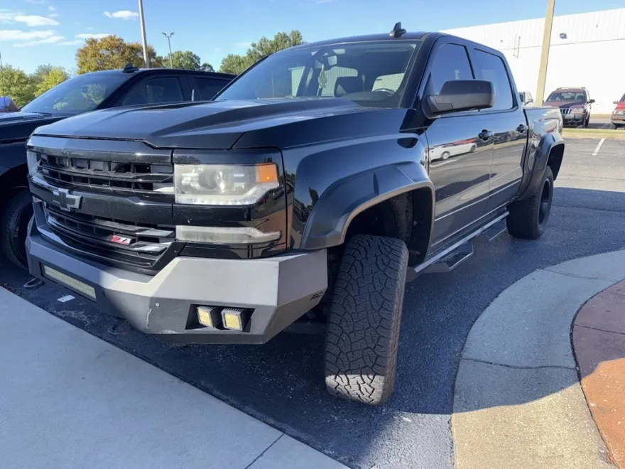 2016 Chevrolet Silverado 1500 LTZ photo 1