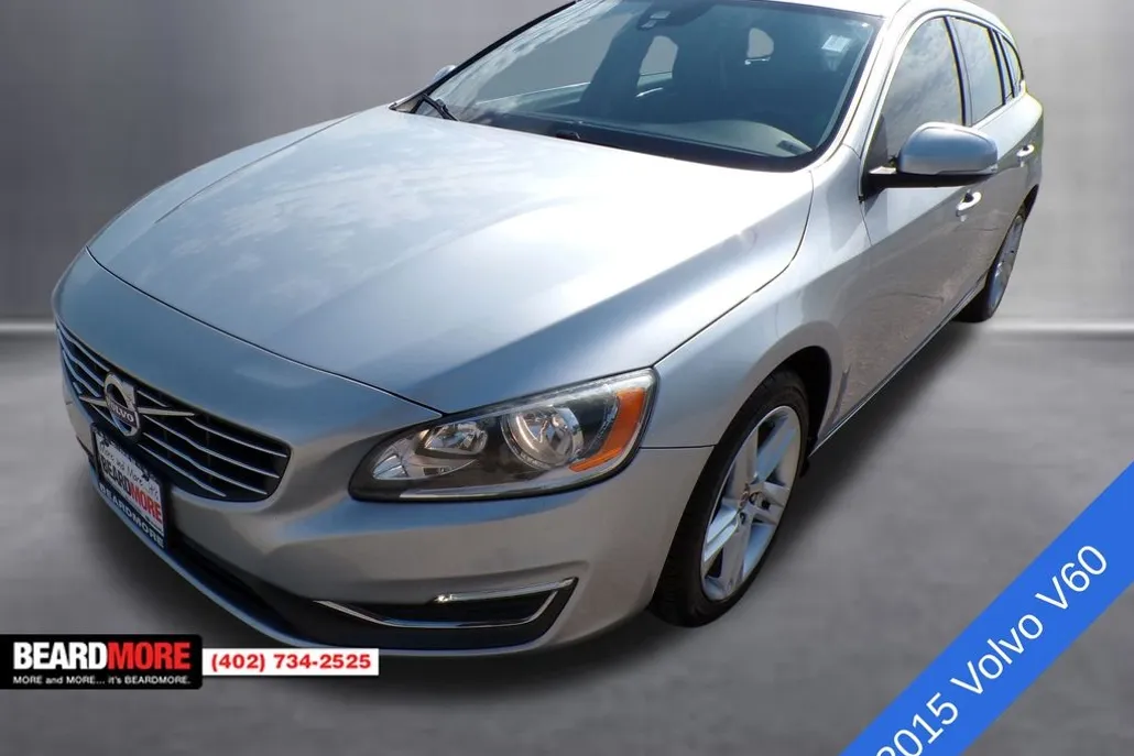 2015 Volvo V60 T5 Drive-E Premier photo 1