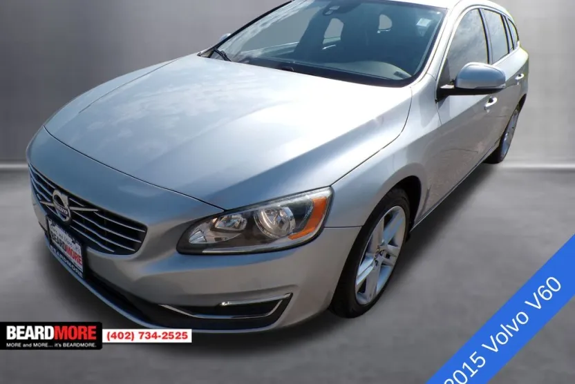 2015 Volvo V60 T5 Drive-E Premier photo 1
