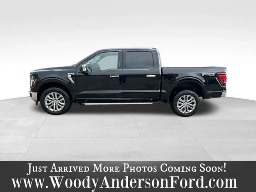 2024 Ford F-150 XLT photo 1
