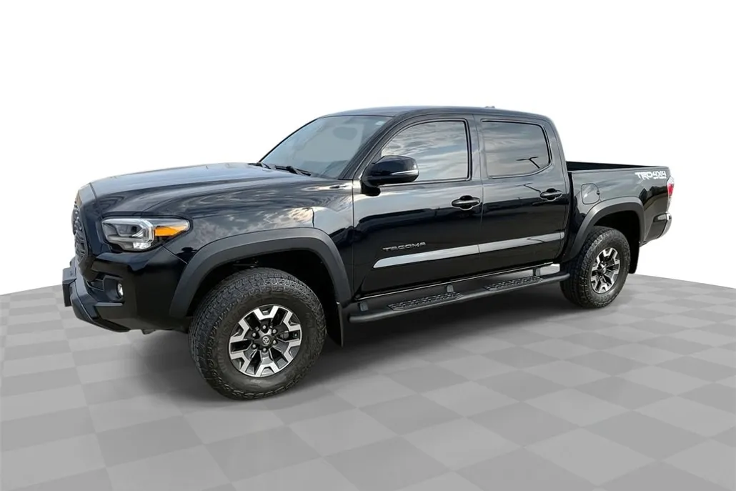 2022 Toyota Tacoma TRD photo 1