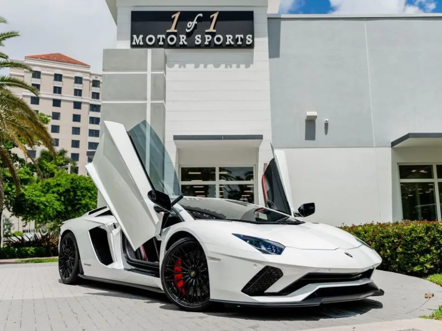 2018 Lamborghini Aventador LP 740-4 S photo 1
