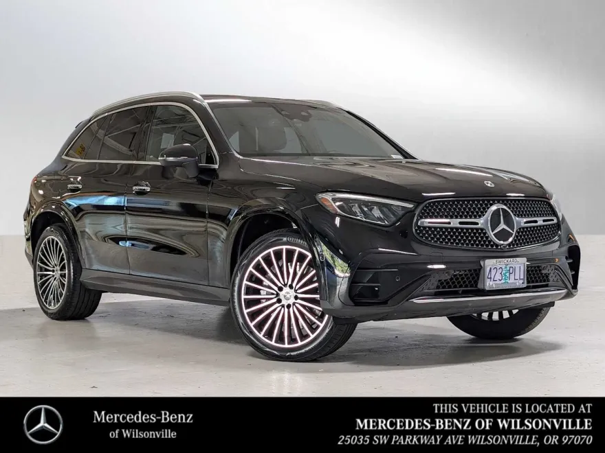 2023 Mercedes Benz GLC 300 4MATIC photo 1