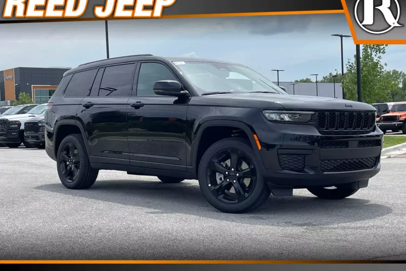2025 Jeep Grand Cherokee Altitude X photo 1