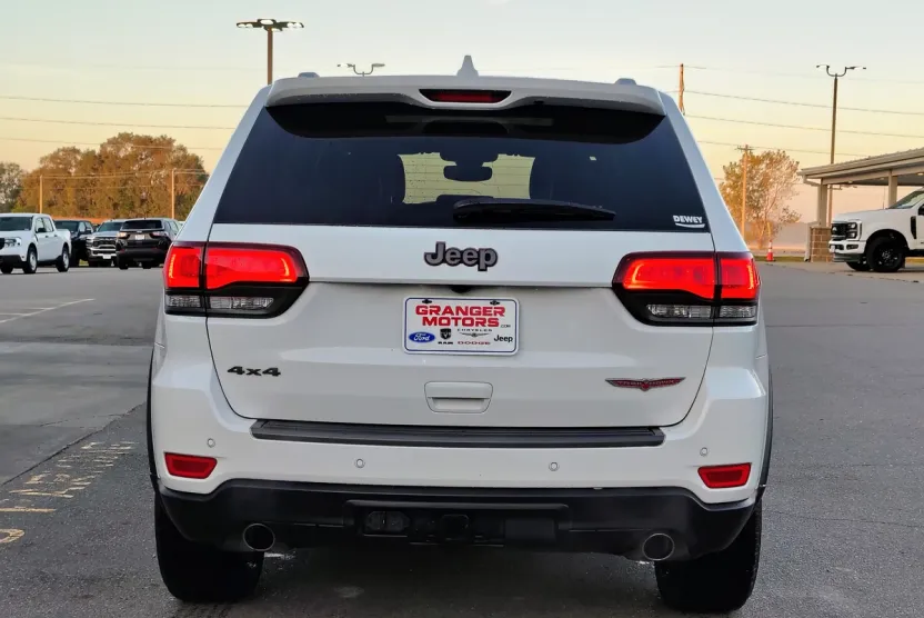 2020 Jeep Grand Cherokee Trailhawk photo 1