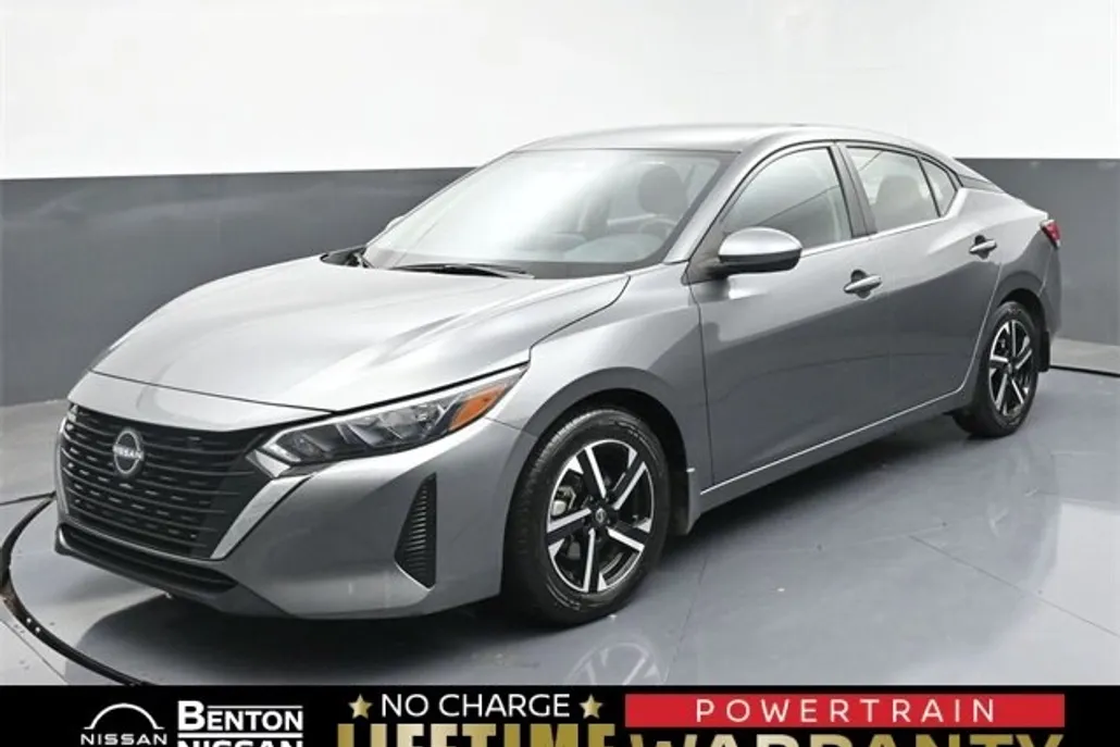 2024 Nissan Sentra SV photo 1