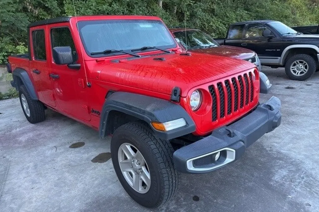2023 Jeep Gladiator Sport S photo 1