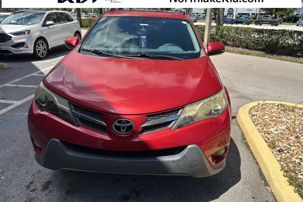 2014 Toyota RAV4 Limited photo 1