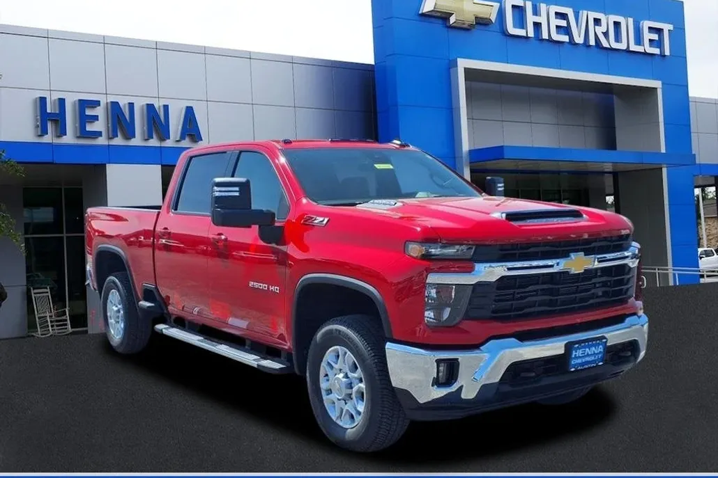 2025 Chevrolet Silverado 2500HD LT photo 1