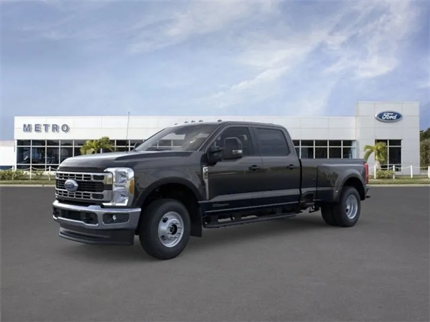 2026 Ford F-350 photo 1
