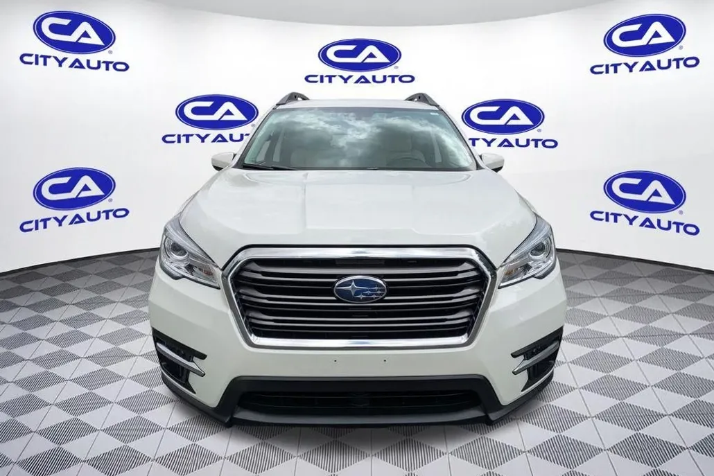 2022 Subaru Ascent Premium photo 1