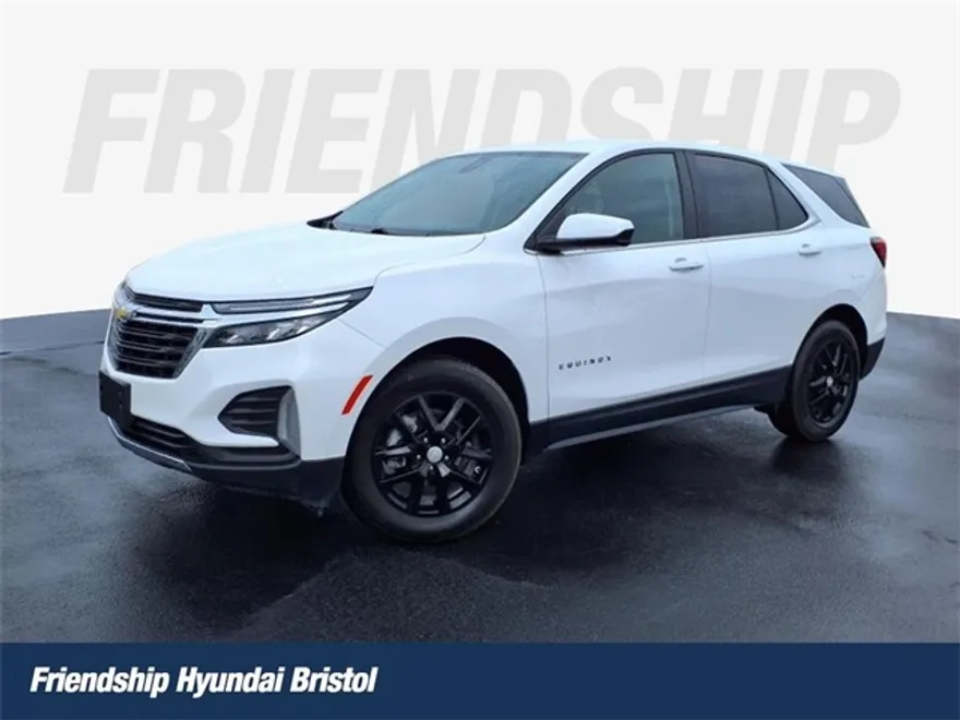 2022 Chevrolet Equinox LT photo 1