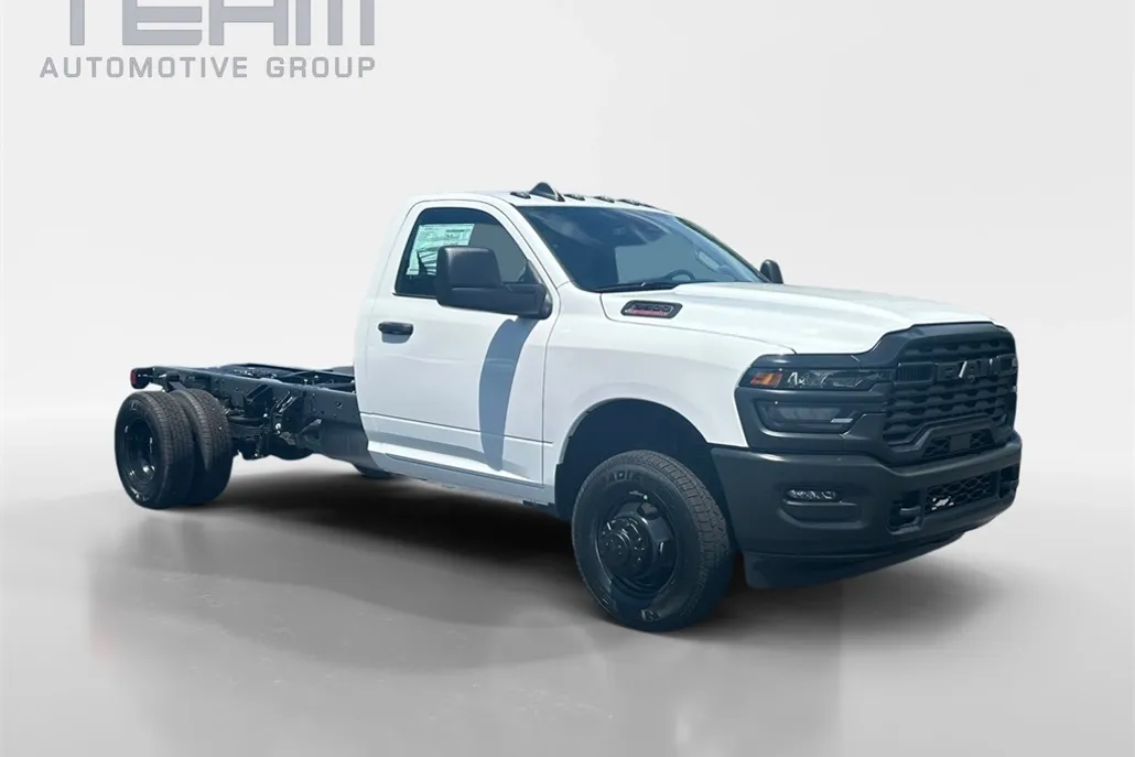 2025 Ram 3500 Tradesman photo 1